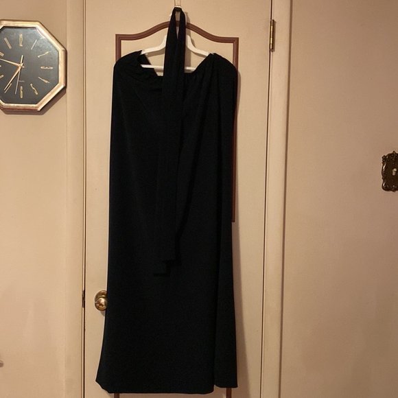 Black Tank Top and Skirt Set With Belt - Picture 2 of 2